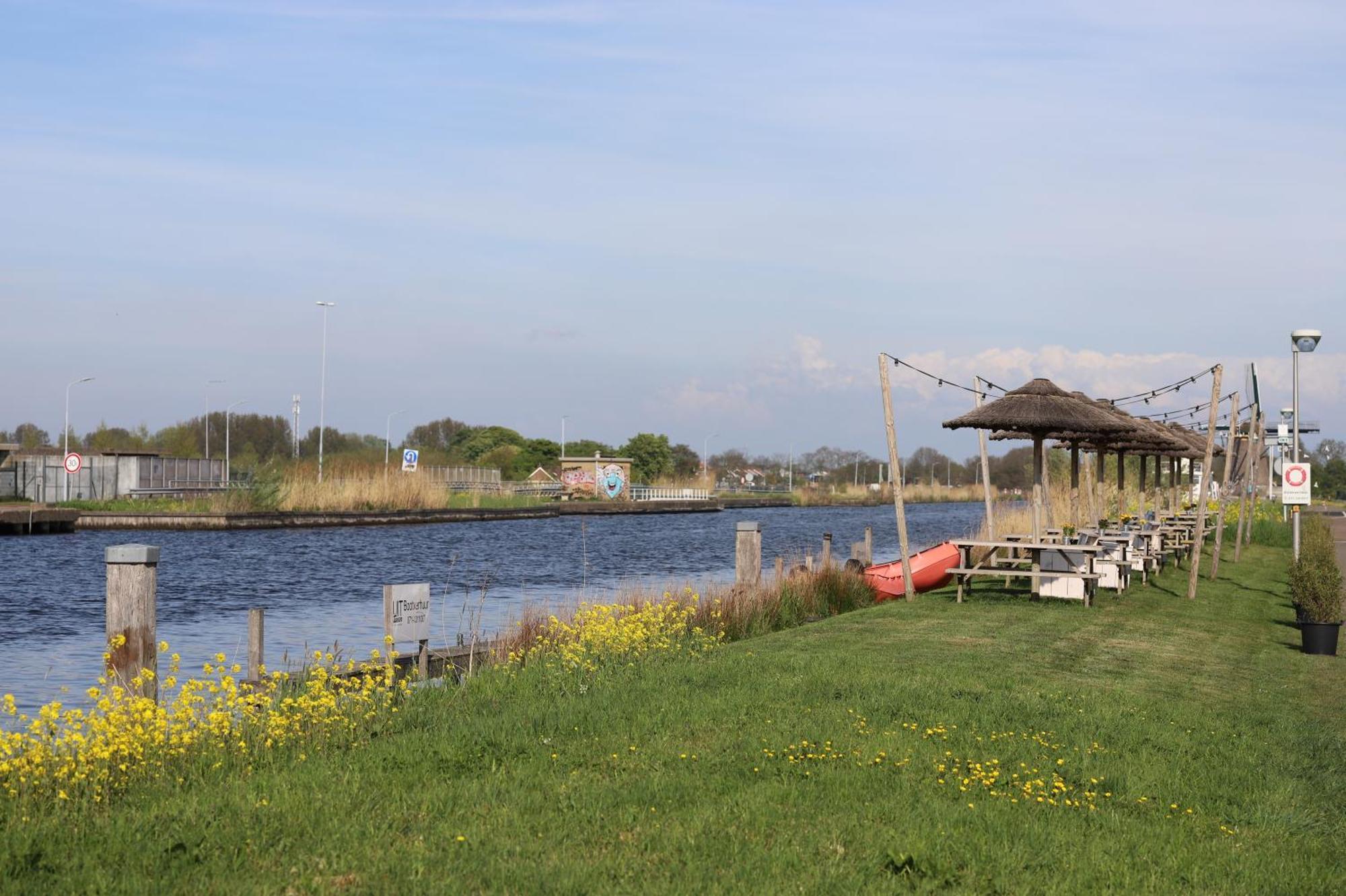 Safaritent Wood Met Tuinzicht Nieuwe Wetering Exterior foto